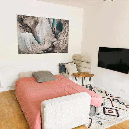 Le Boudoir - 2 Pieces Et Parking Apartment Le Plessis-Robinson Exterior foto