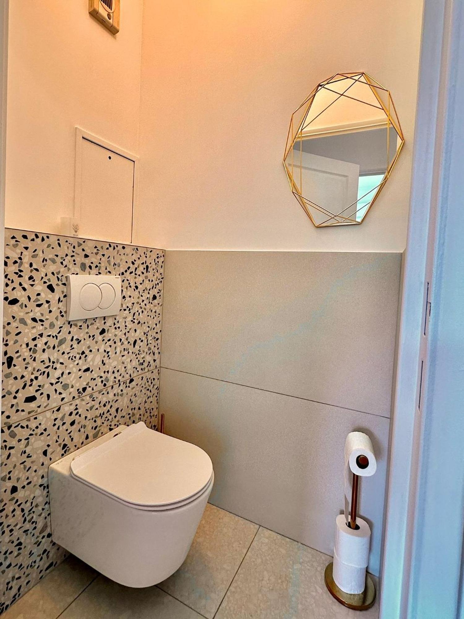 Le Boudoir - 2 Pieces Et Parking Apartment Le Plessis-Robinson Exterior foto